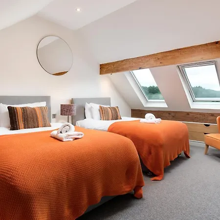 Lowfield House Ferienhaus *