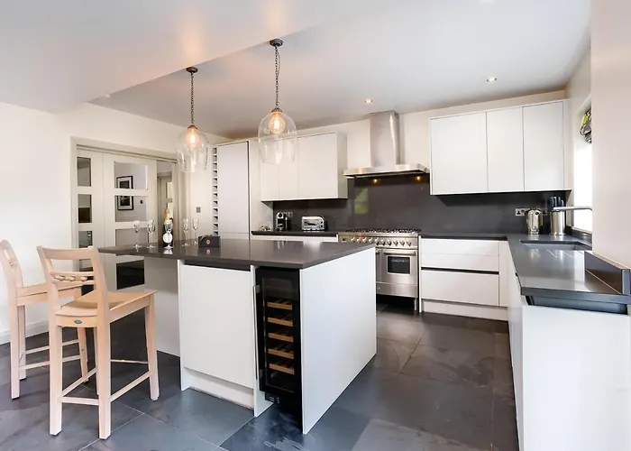 Holiday home Lowfield House *